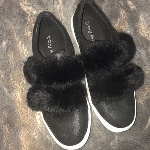 Black furr shoes